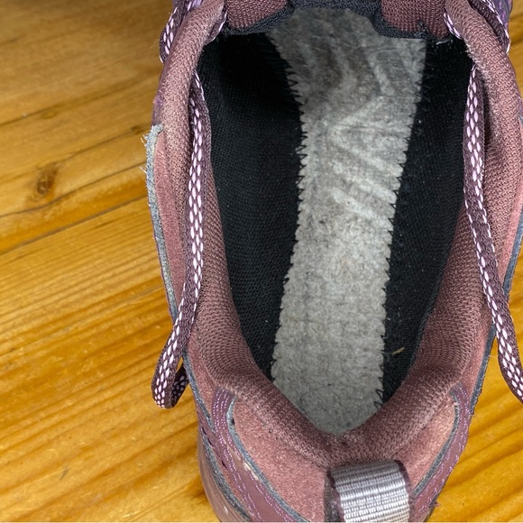 Women’s Merrell purple ankle hiking shoe Vibram select dry size 8.5 - Picture 6 of 10